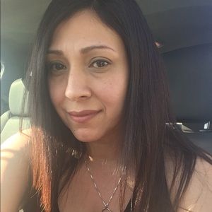 Meet your Posher, Sylvia